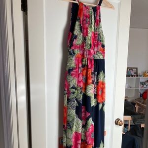 Floral Sleeveless Maxi Dress